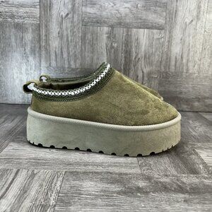 Olivia & Kate Women's size 6.5 Olive Green Suede Platform Cozy Slip Ons